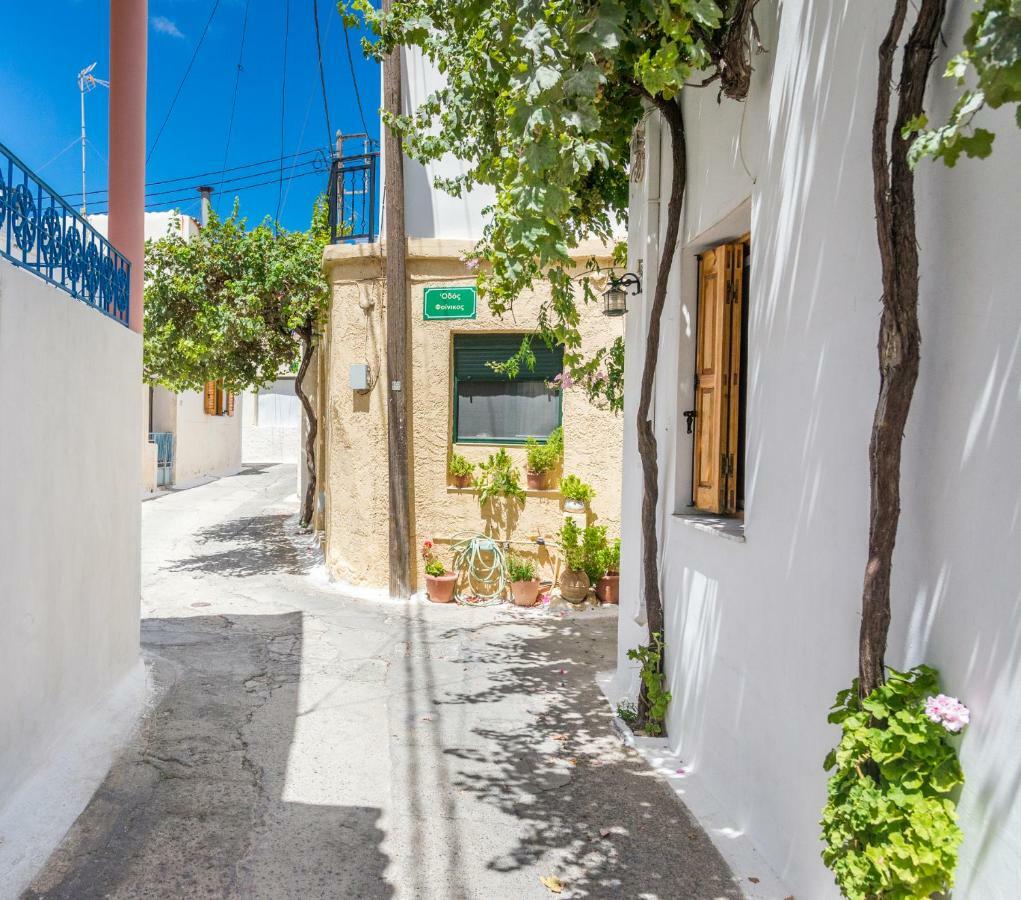 Private Studio In Historic House Lastros 외부 사진